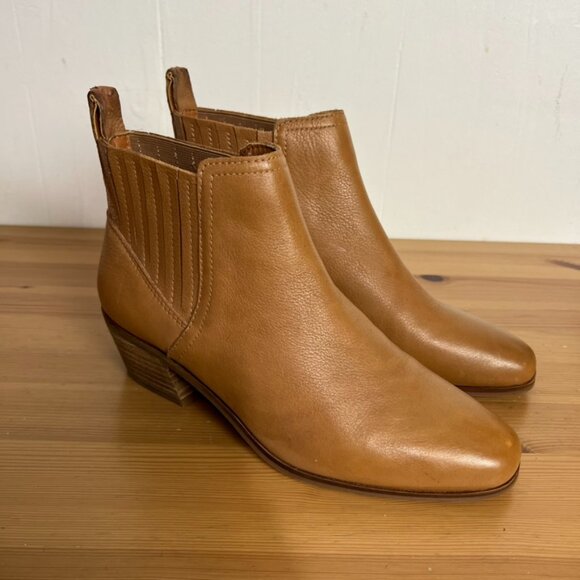 Lucky Brand Womens size 8.5 Brown Tan Ilisse Leather Ankle Bootie Cowboy Slip On - Picture 1 of 10